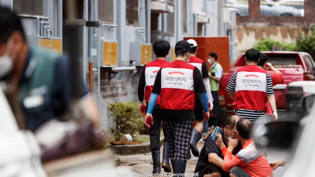 Lee Jung Jae ator sul coreano de Round 6 faz caridade